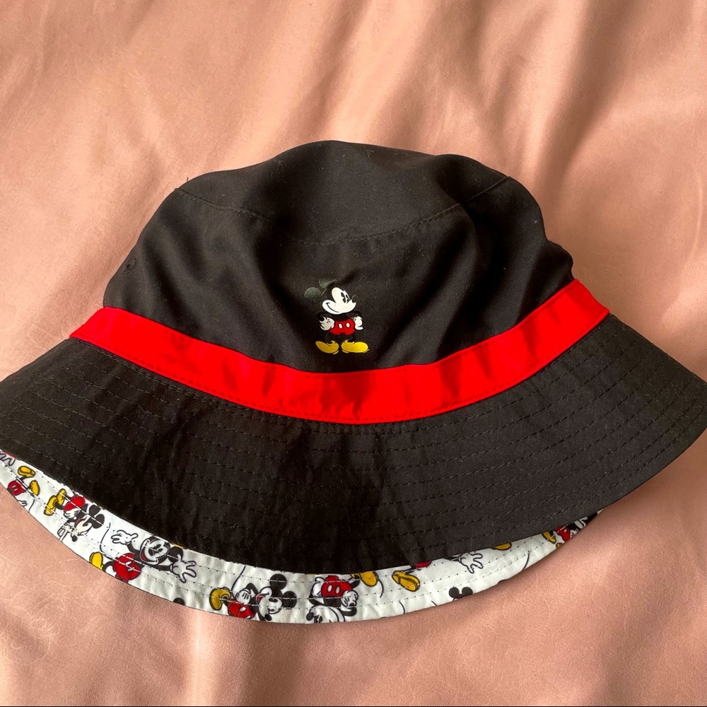DISNEY - Reversible Bucket Hat